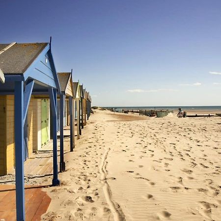 Panoramic Sea Views In Beachfront Apt W Balcony Bognor Regis Kültér fotó